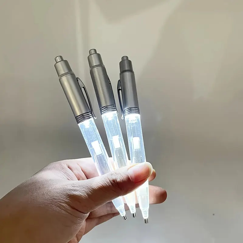 LED Light Diamond Painting Pen - огляд і ціна Embroidery Embellishments