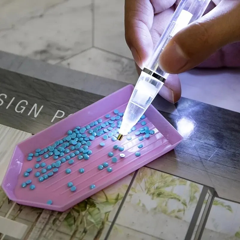 LED Light Diamond Painting Pen - огляд і ціна Embroidery Embellishments